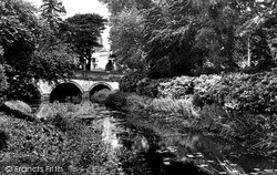 Lady Wilton's Bridge, Egerton Park c.1955, Melton Mowbray