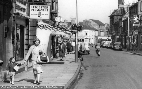 Photo of Melton Mowbray, Mother And Daughter, Nottingham Street c.1960