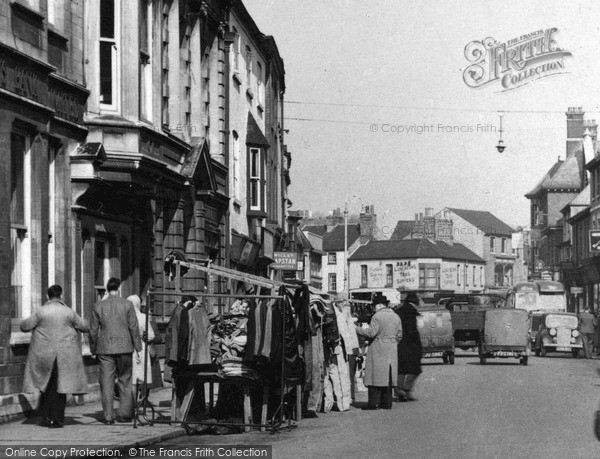 Photo of Melton Mowbray, Nottingham Street Market c.1955