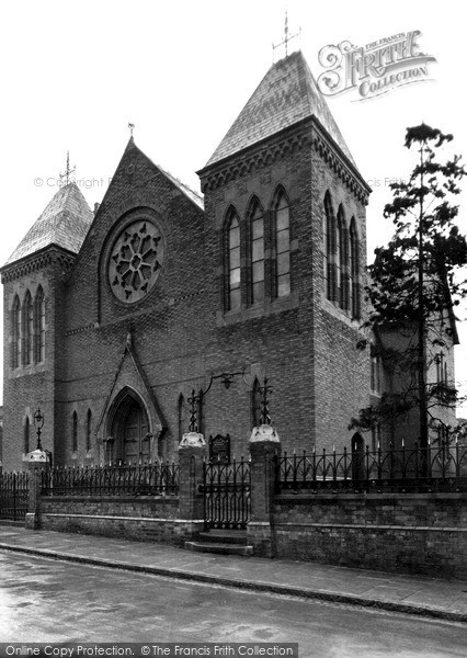 Photo of Melton Mowbray, Sage Cross Methodist Church c.1955