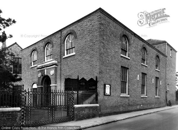 Photo of Melton Mowbray, The Congregational Church c.1955