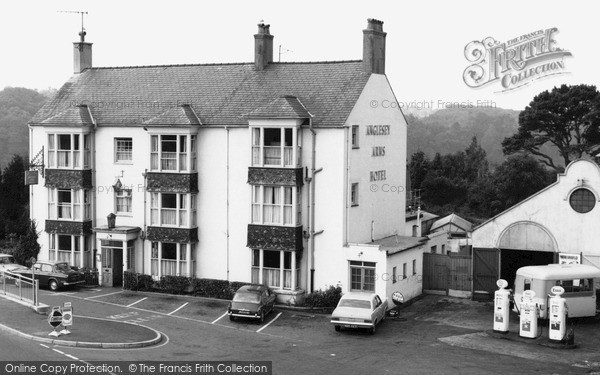 Photo of Menai Bridge, Anglesey Arms Hotel c.1965