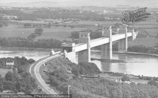 Photo of Menai Bridge, Britannia Tubular Bridge c.1870