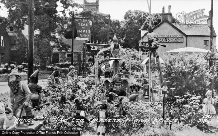 Photo of Menai Bridge, Jones' Ye Olde Tea Gardens c.1960