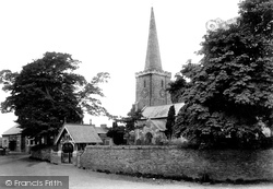 St Lalluwy Church & Lychgate 1912, Menheniot