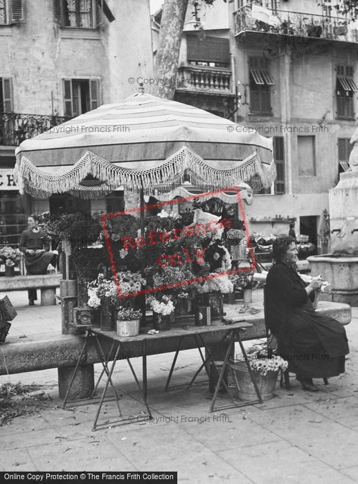 Photo of Menton, Flower Stall c.1939