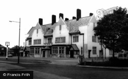 Railway Inn c.1965, Meols