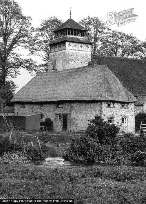 Photo of Meonstoke, St Andrew's Church And Old Cottage c.1955