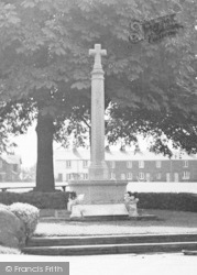 Memorial c.1955, Meopham