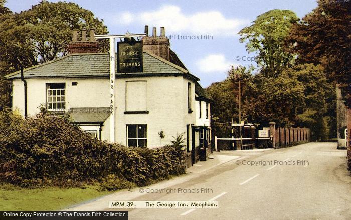 Photo of Meopham, The George Inn c.1960