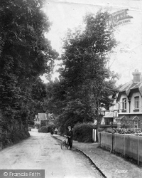 Village 1907, Merrow