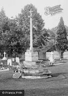 War Memorial 1927, Merrow