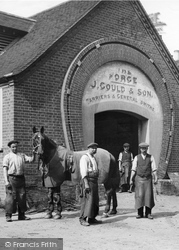 Workmen, The Forge 1913, Merrow