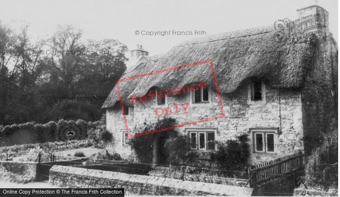 Photo of Merthyr Mawr, Thatched Cottages c.1960