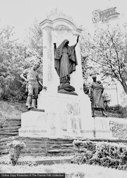 Photo of Merthyr Tydfil, The War Memorial c.1955