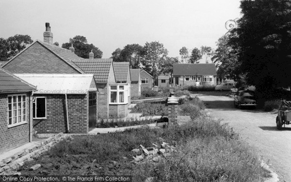 Photo of Messingham, New Estate c.1955
