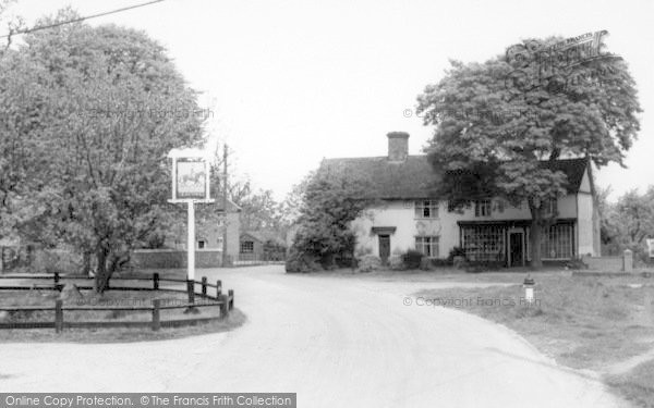 Photo of Metfield, Church Corner c.1960