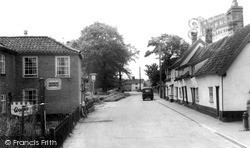 The Village Street c.1960, Metfield