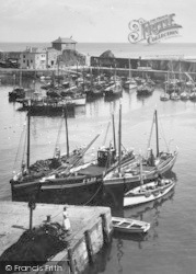 Harbour, Boats 1935, Mevagissey