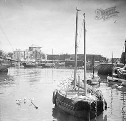 Harbour c.1890, Mevagissey