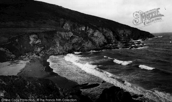 Photo of Mevagissey, Hemmick Bay c.1955