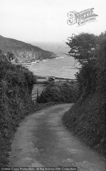 Photo of Mevagissey, Road To Hemmick Bay c.1955