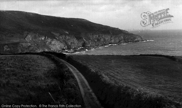 Photo of Mevagissey, Road To Hemmick Bay c.1955