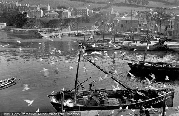 Photo of Mevagissey, The Harbour, Gulls 1928