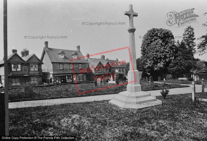 Photo of Mickleham, Memorial Cross 1922