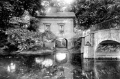 Weir Lodge, Norbury Park 1906, Mickleham