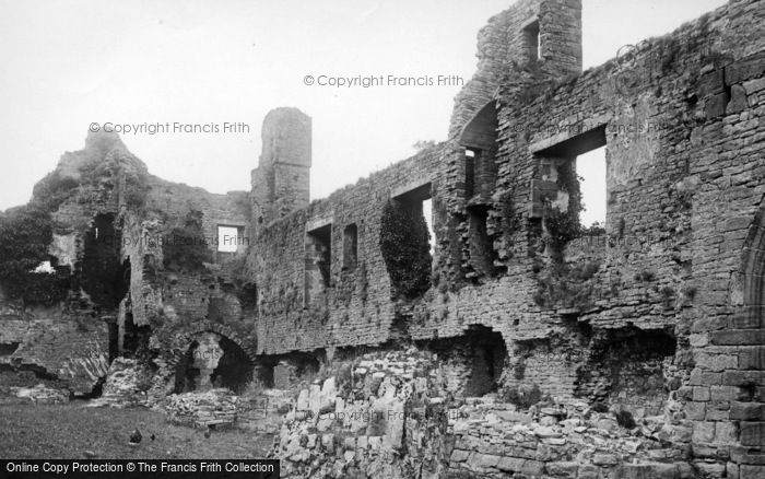 Photo of Middleham, Castle 1914