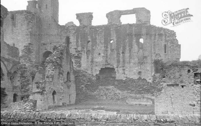 Photo of Middleham, The Castle c.1932