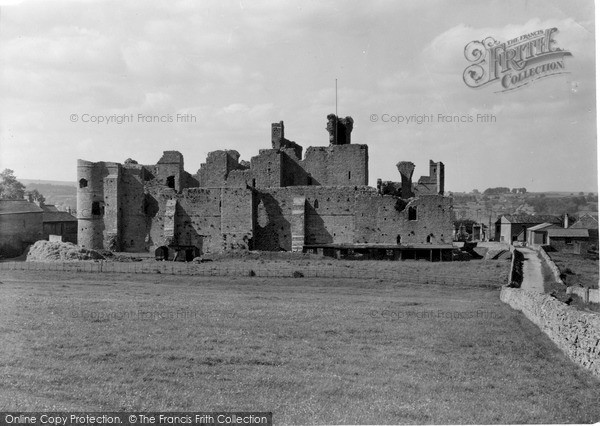 Photo of Middleham, The Castle c.1960