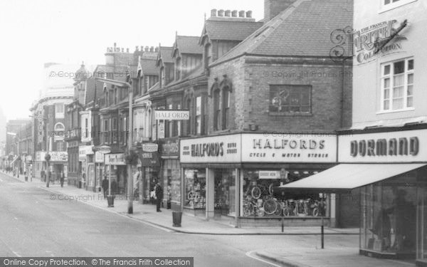 Photo of Middlesbrough, Linthorpe Road Shops c.1960