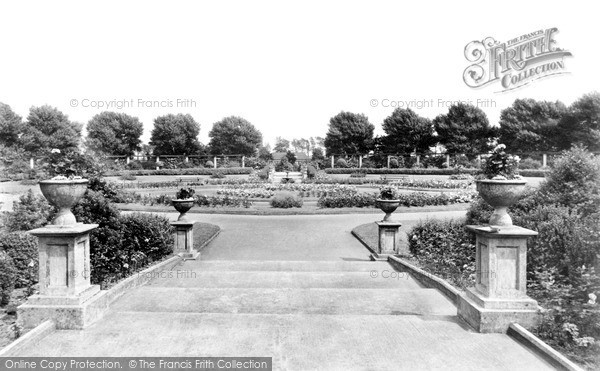Photo of Middlesbrough, Pallister Park c.1955