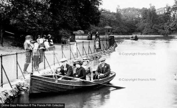 Photo of Middlesbrough, Rowing In The Park 1913