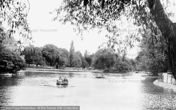 Photo of Middlesbrough, The Lake, Albert Park c.1955