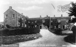 Crown Hotel And Post Office c.1935, Middlesmoor