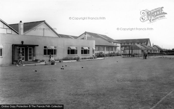 Photo of Middleton On Sea, Southdean Holiday Centre, Bowling Green c.1965