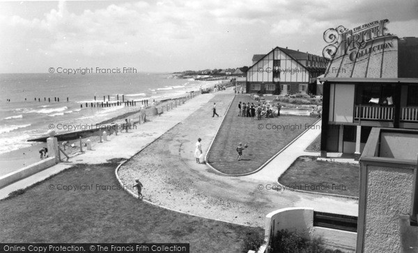 Photo of Middleton On Sea, Southdean Holiday Centre c.1960