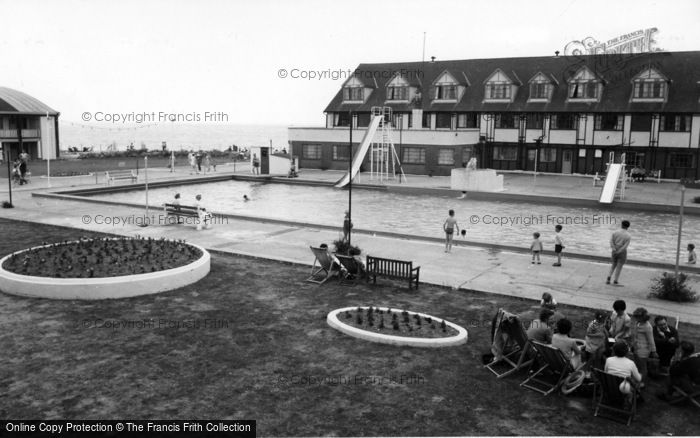 Photo of Middleton On Sea, Southdean Holiday Centre Swimming Pool c.1960