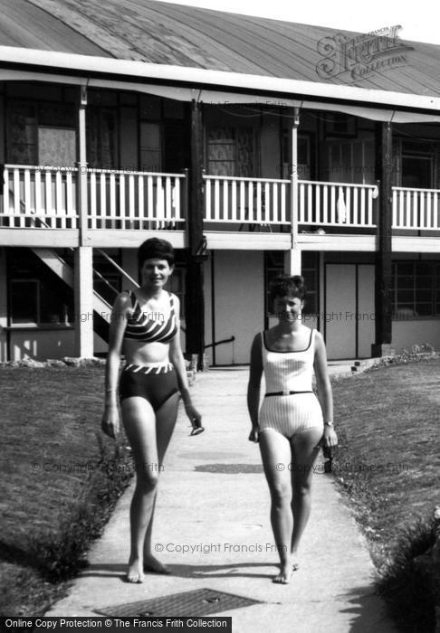 Photo of Middleton On Sea, Women In Swimsuits c.1965