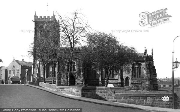 Photo of Middlewich, St Michael's Church c.1950