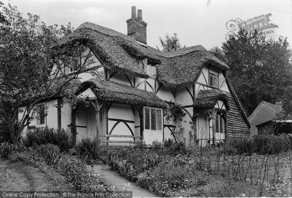 Photo of Midhurst, Cowdray Cottage 1923