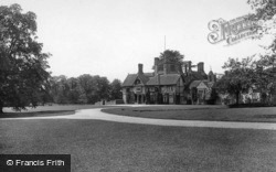 Cowdray House 1925, Midhurst