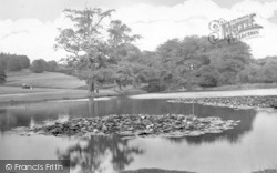 Cowdray Park, Benbow Pond 1928, Midhurst