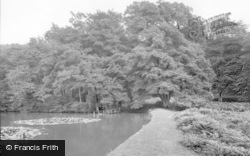Cowdray Park, Benbow Pond 1928, Midhurst