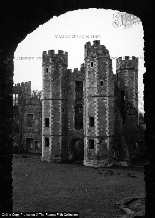 Photo of Midhurst, Cowdray Ruins c.1950