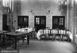 King Edward's Sanatorium, A Corner Of The Dining Room 1906, Midhurst