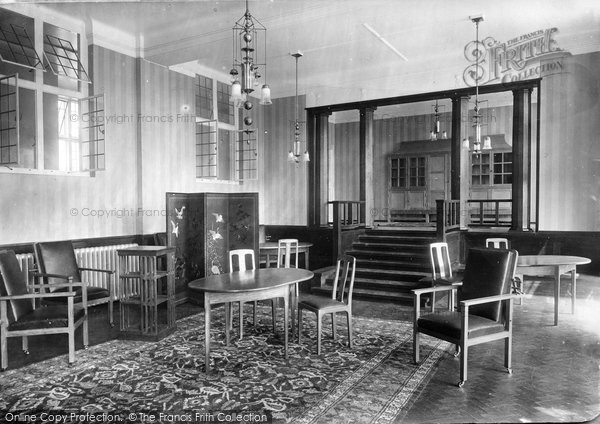 Photo of Midhurst, King Edward's Sanatorium, One Of The Best Sitting Rooms 1906